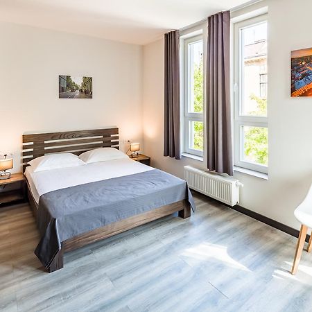 Central Park Apartments 리비프 외부 사진